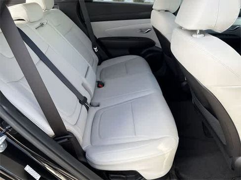 Certified 2025 Hyundai Tucson SEL image 18