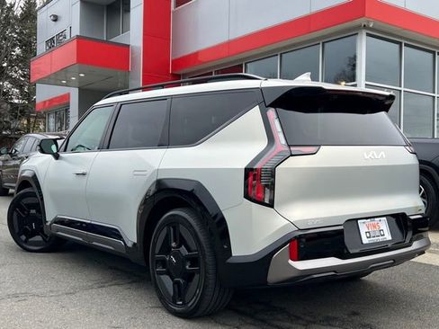 Used 2024 Kia EV9 GT-Line image 18