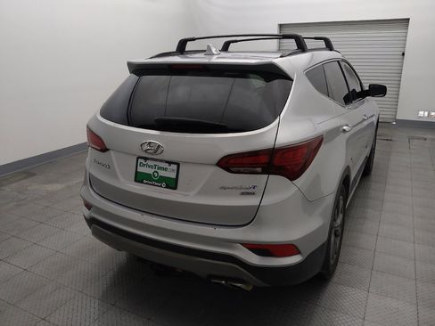 Used 2018 Hyundai Santa Fe Sport image 7