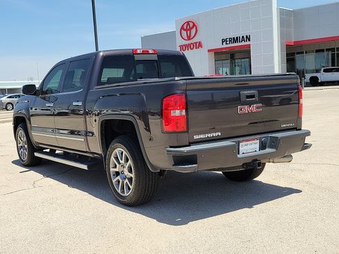 Used 2015 GMC Sierra 1500 Denali w/ Driver Alert Package AWD/4WD image 3