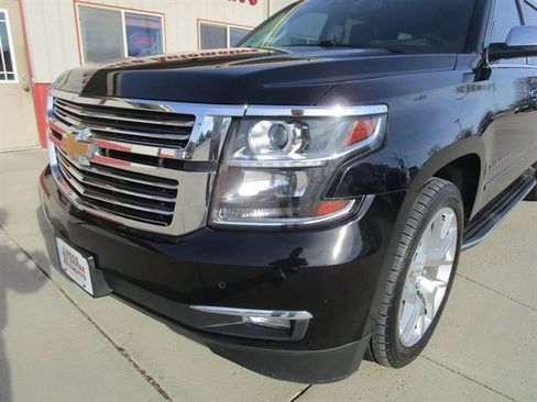 Used 2017 Chevrolet Suburban Premier image 39
