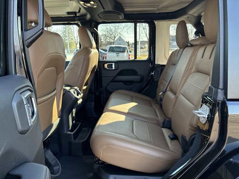 Used 2023 Jeep Wrangler Sahara w/ Cold Weather Group image 25