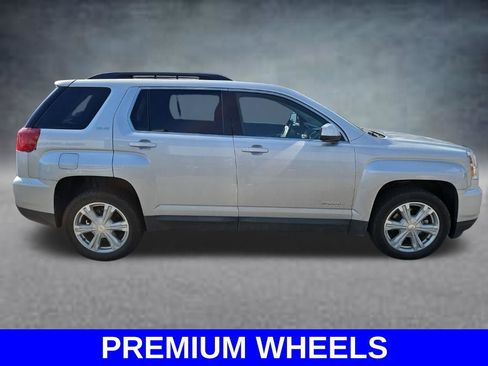 Used 2017 GMC Terrain SLE w/ Driver Alert Package I AWD/4WD image 8