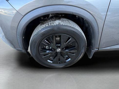 Used 2021 Nissan Rogue SV AWD/4WD image 21