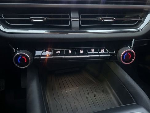 Certified 2024 Chevrolet Equinox EV RS w/ Active Safety Package 3 image 21