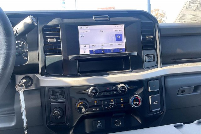 Used 2026 Ford F350 XLT RWD image 27