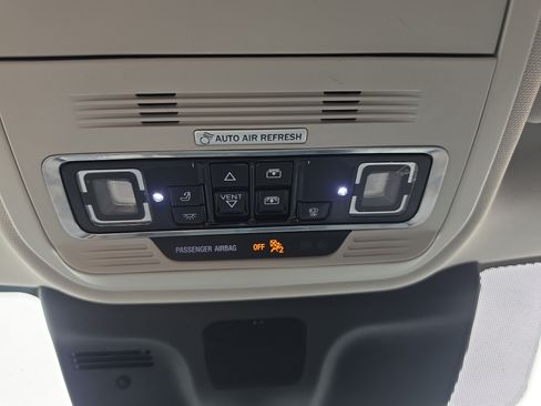 Used 2025 Lincoln Navigator Reserve AWD/4WD image 40
