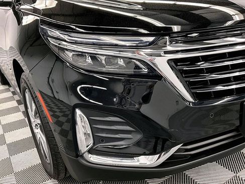 Used 2023 Chevrolet Equinox Premier image 32