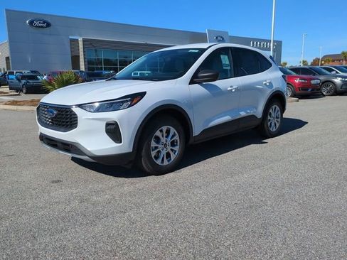 New 2026 Ford Escape Active w/ Tech Pack #1 FWD image 8