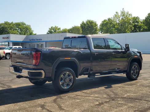 New 2026 GMC Sierra 2500 SLE w/ SLE Value Package; AWD/4WD image 4