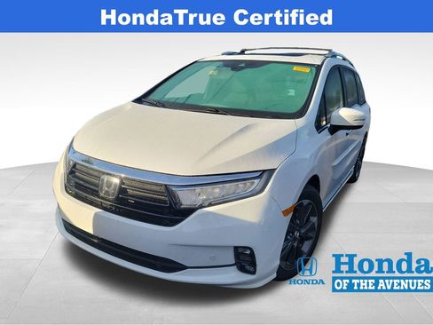 Used 2024 Honda Odyssey Elite image 2