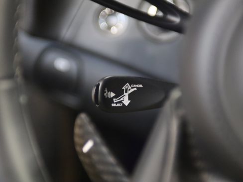 Used 2023 McLaren GT RWD image 23