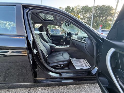 Used 2016 BMW 320i xDrive Sedan image 8