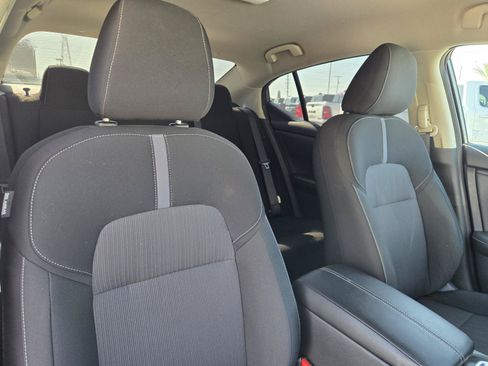 Used 2025 Nissan Sentra SV FWD image 32