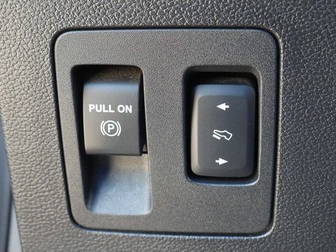 Used 2017 Ford F150 XLT w/ Equipment Group 301A Mid AWD/4WD image 28