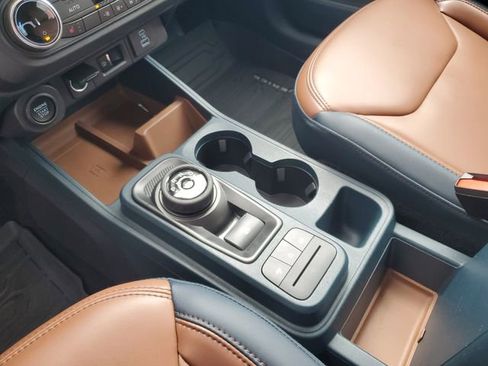 Used 2024 Ford Maverick Lariat image 16