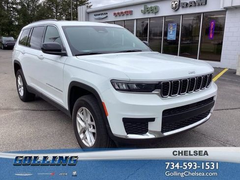 Used 2024 Jeep Grand Cherokee L Laredo w/ Luxury Tech Group I AWD/4WD image 1