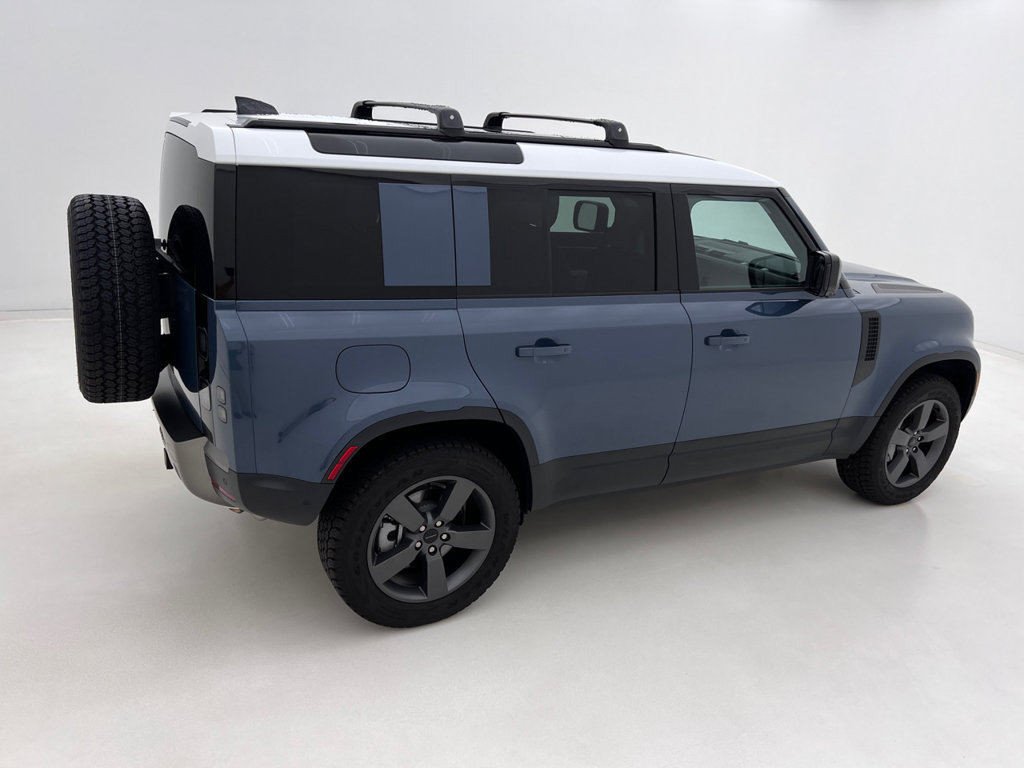 Used 2026 Land Rover Defender 110 S AWD/4WD image 6