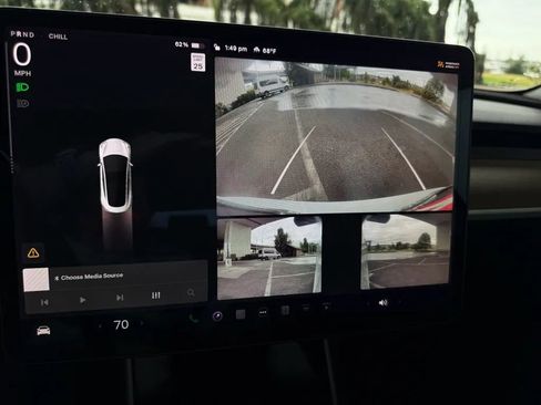 Used 2019 Tesla Model 3 Standard Range Plus image 15