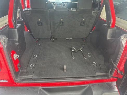 Used 2018 Jeep Wrangler Unlimited Sport S AWD/4WD image 20