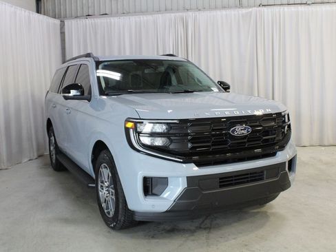 New 2026 Ford Expedition Active AWD/4WD image 38
