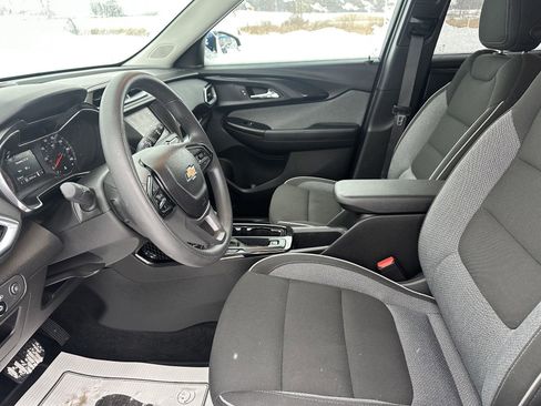 Used 2023 Chevrolet TrailBlazer LT image 23