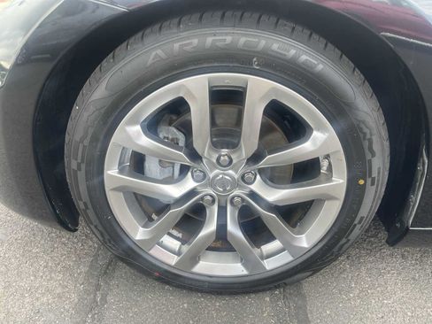 Used 2014 Nissan 370Z Coupe RWD image 18