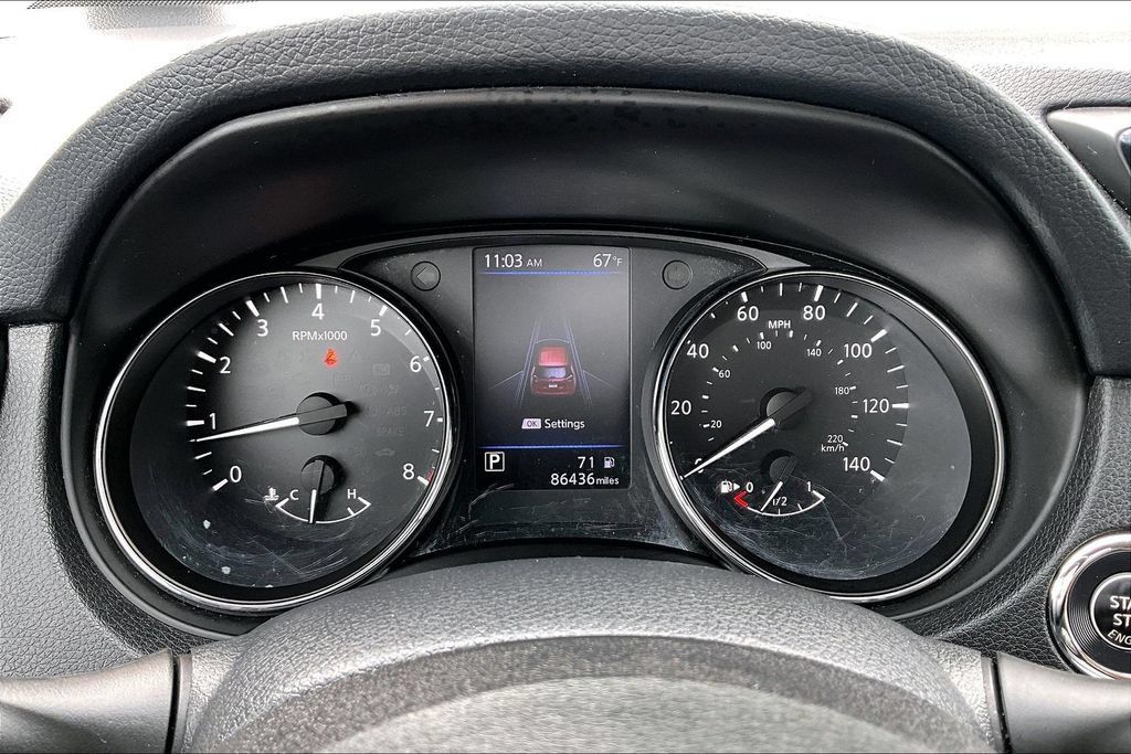 Used 2020 Nissan Rogue SV AWD/4WD image 13
