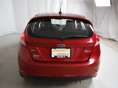 Used 2011 Ford Fiesta SE w/ 201A Rapid Spec Order Code FWD image 4
