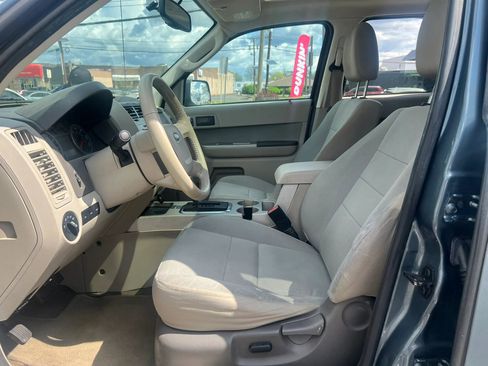 Used 2012 Ford Escape XLT FWD image 26