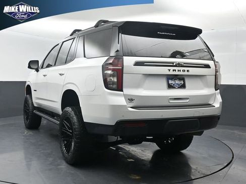 Used 2023 Chevrolet Tahoe Z71 w/ Luxury Package AWD/4WD image 5