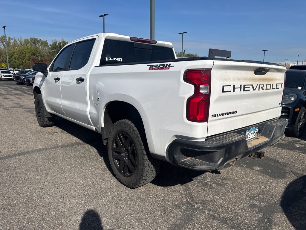 Used 2021 Chevrolet Silverado 1500 LT Trail Boss w/ Convenience Package II AWD/4WD image 16