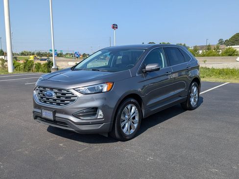 Used 2024 Ford Edge Titanium AWD/4WD image 7