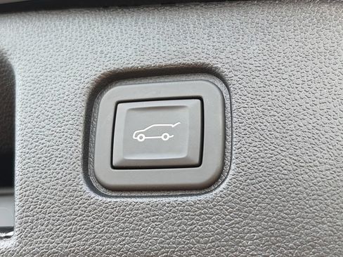 Used 2024 Chevrolet Blazer EV RS AWD/4WD image 8