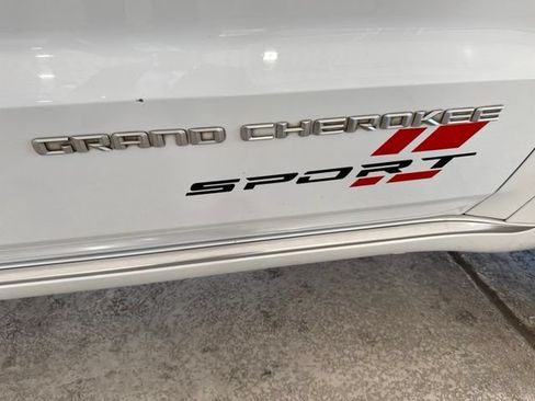Used 2015 Jeep Grand Cherokee Summit w/ Platinum Series Group AWD/4WD image 6