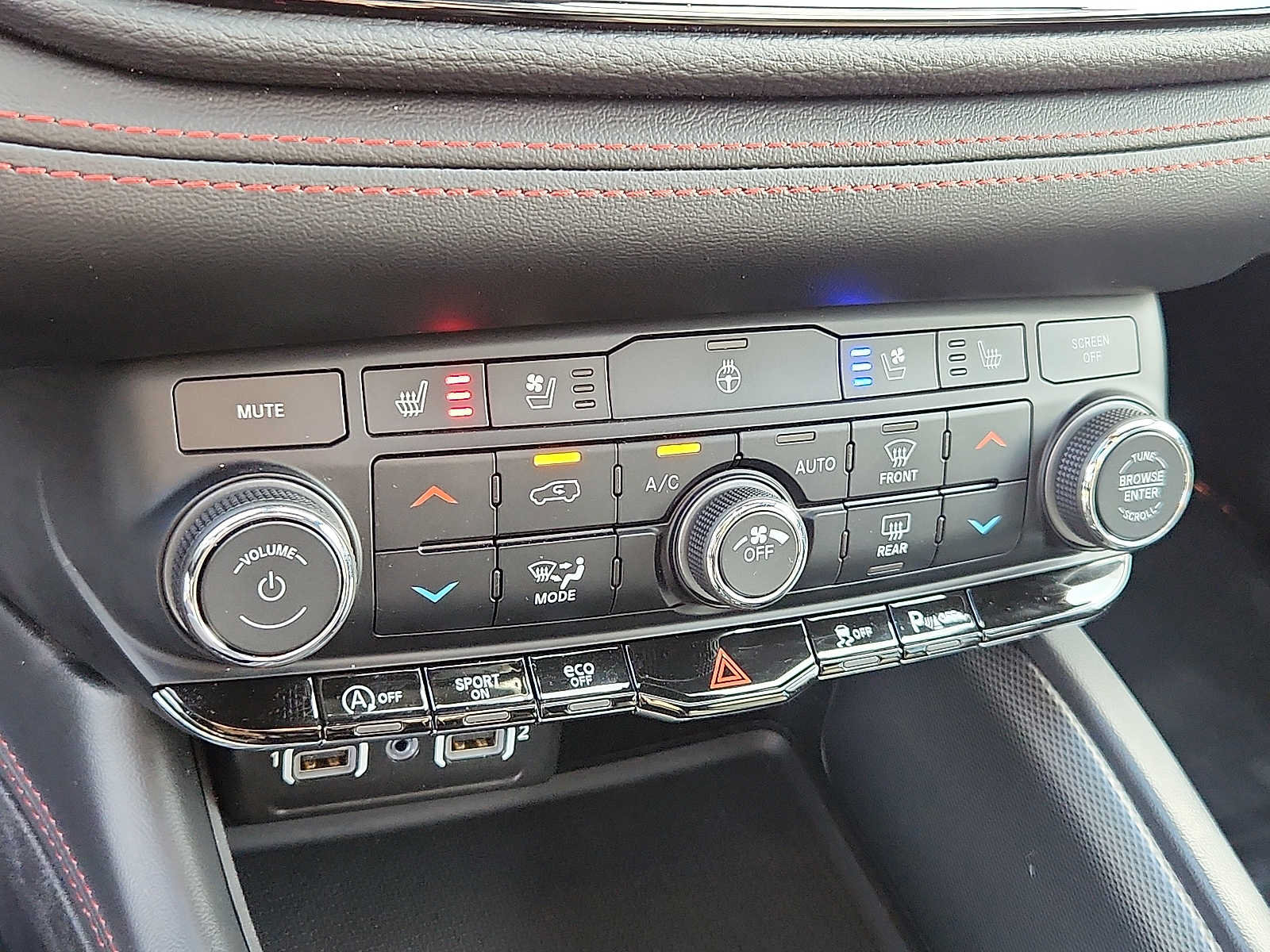 Used 2024 Dodge Durango GT AWD/4WD image 15