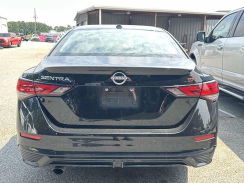 Used 2025 Nissan Sentra SR FWD image 16