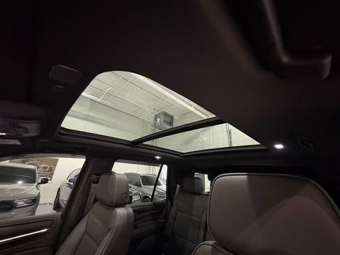Used 2023 GMC Yukon Denali w/ LPO, Floor Liner Package image 40