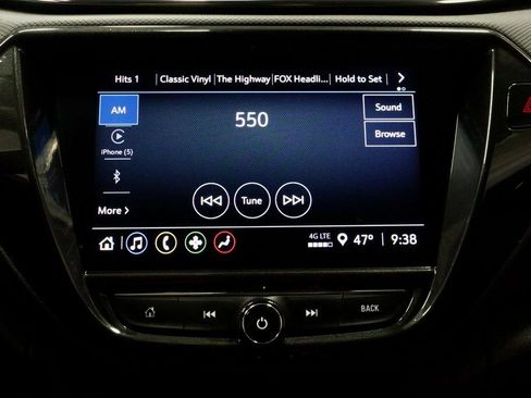 Used 2023 Chevrolet TrailBlazer LT w/ Convenience Package image 3