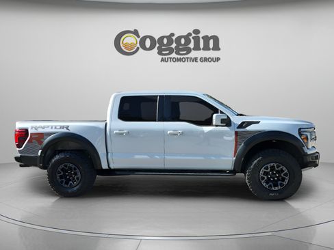 Used 2025 Ford F150 Raptor w/ Equipment Group 803A Raptor R AWD/4WD image 6