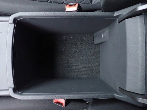 Used 2020 Volkswagen Atlas Cross Sport S image 26