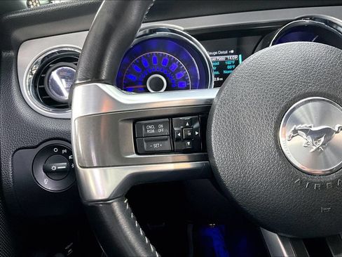 Used 2014 Ford Mustang GT Premium w/ Comfort Package RWD image 10