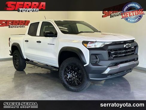Used 2026 Chevrolet Colorado Trail Boss AWD/4WD image 1