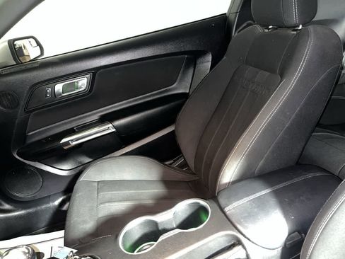 Used 2019 Ford Mustang GT w/ Equipment Group 301A image 25