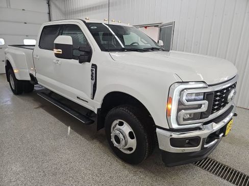 Used 2023 Ford F350 Lariat w/ Lariat Ultimate Package image 6