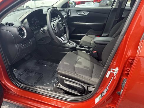Used 2023 Kia Forte LXS w/ LXS Technology Package FWD image 16