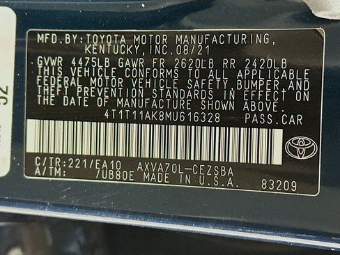 Used 2021 Toyota Camry SE w/ Convenience Package image 12