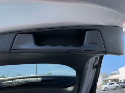 Used 2020 Toyota RAV4 XLE image 44