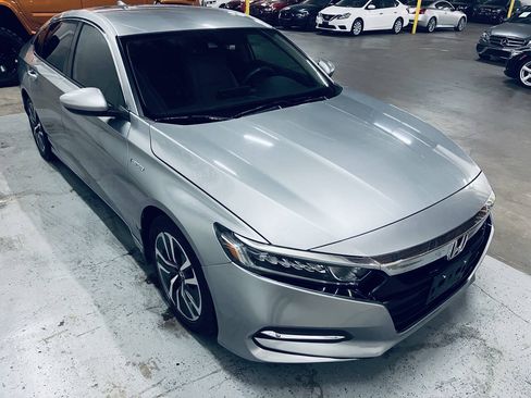 Used 2019 Honda Accord Hybrid image 5