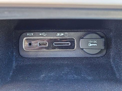 Used 2015 Jeep Grand Cherokee Limited w/ Luxury Group II image 20